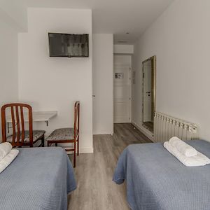 Hostal Lar